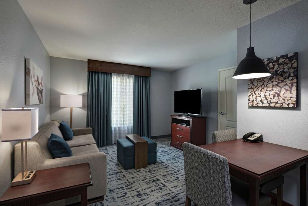 Фото Homewood Suites by Hilton Fort Collins