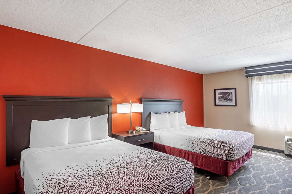 Фото Best Western Inn At Blakeslee-pocono