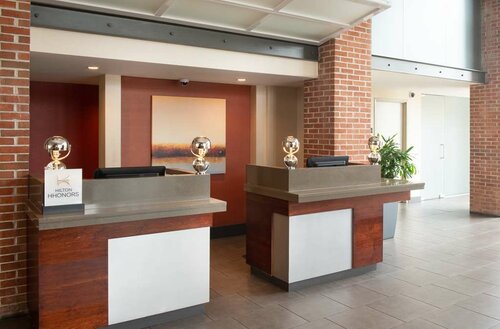 Гостиница DoubleTree by Hilton Hotel and Suites Charleston Airport в Гус-Крик