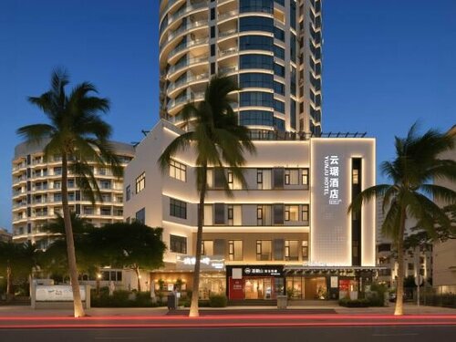 Sanya Coconut Dream Corri RenJoy Hotel