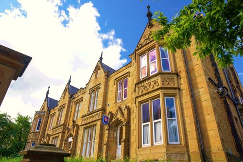 Гостиница Edgerton Hotel в Хаддерсфилде