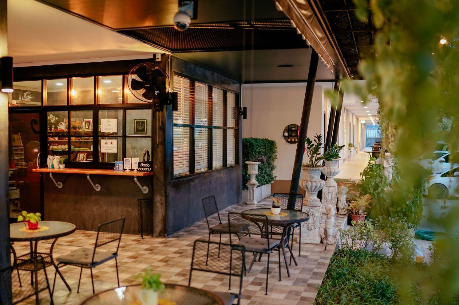 Фото It's Me Keawanong Hotel