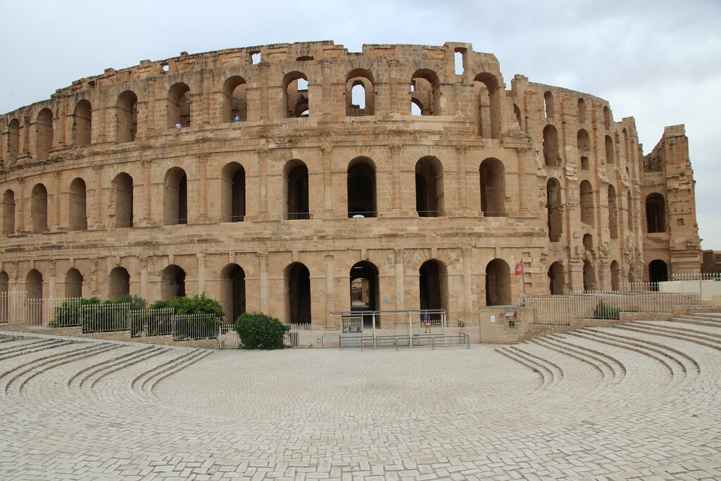 معلم جذب سياحي قصر الجم ، ، صورة