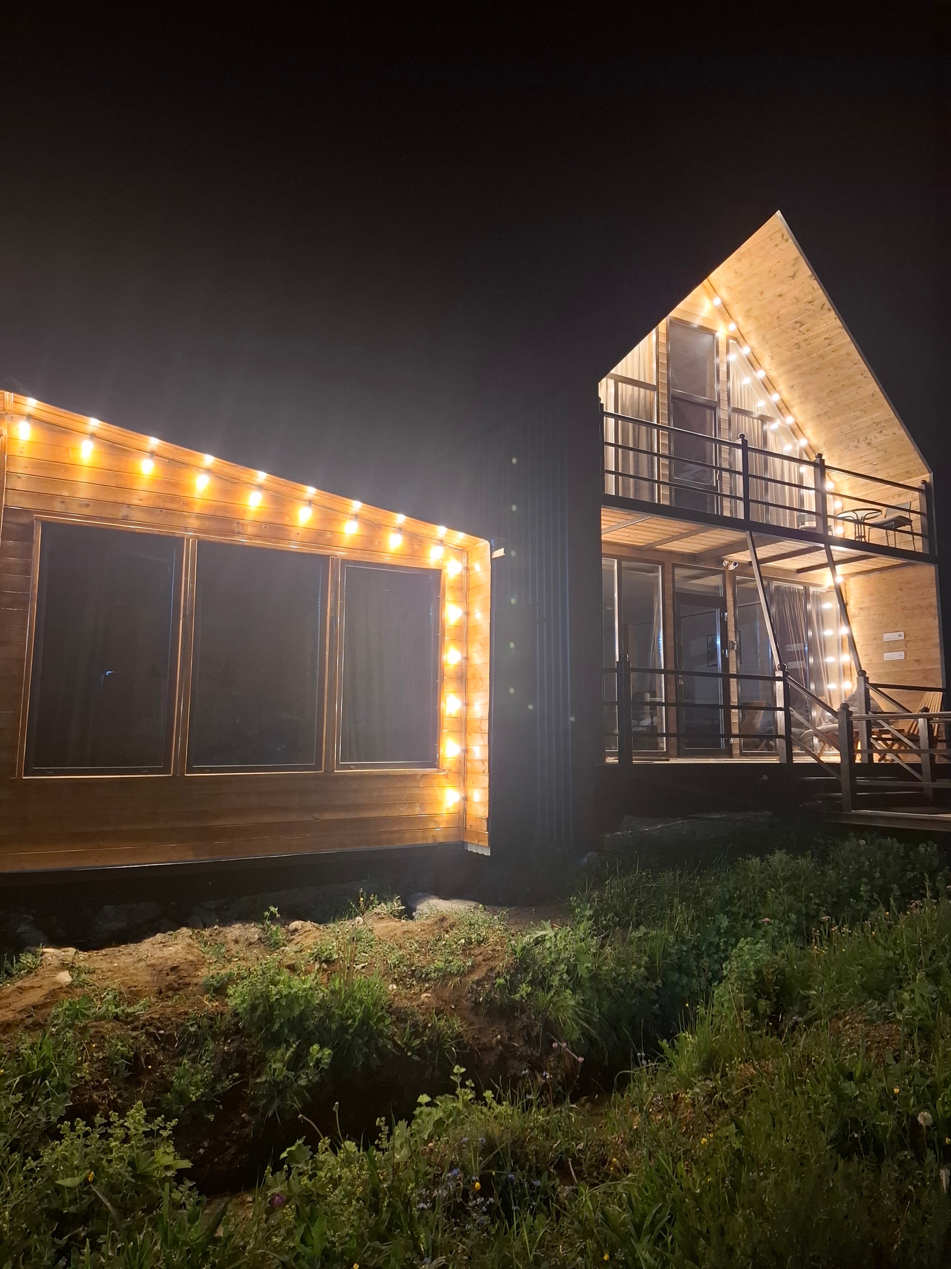 Фото Домик у реки