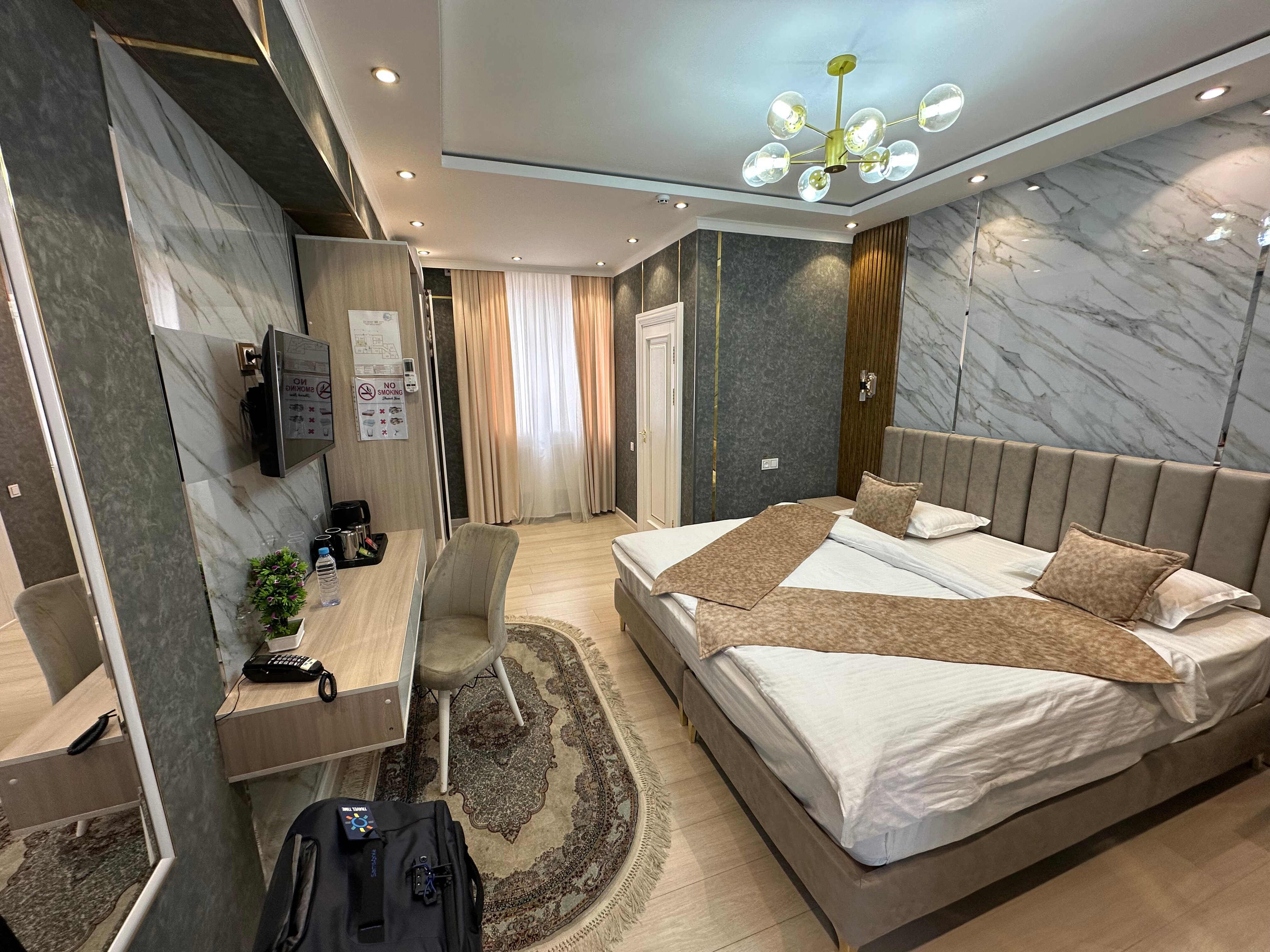 Фото отеля 3