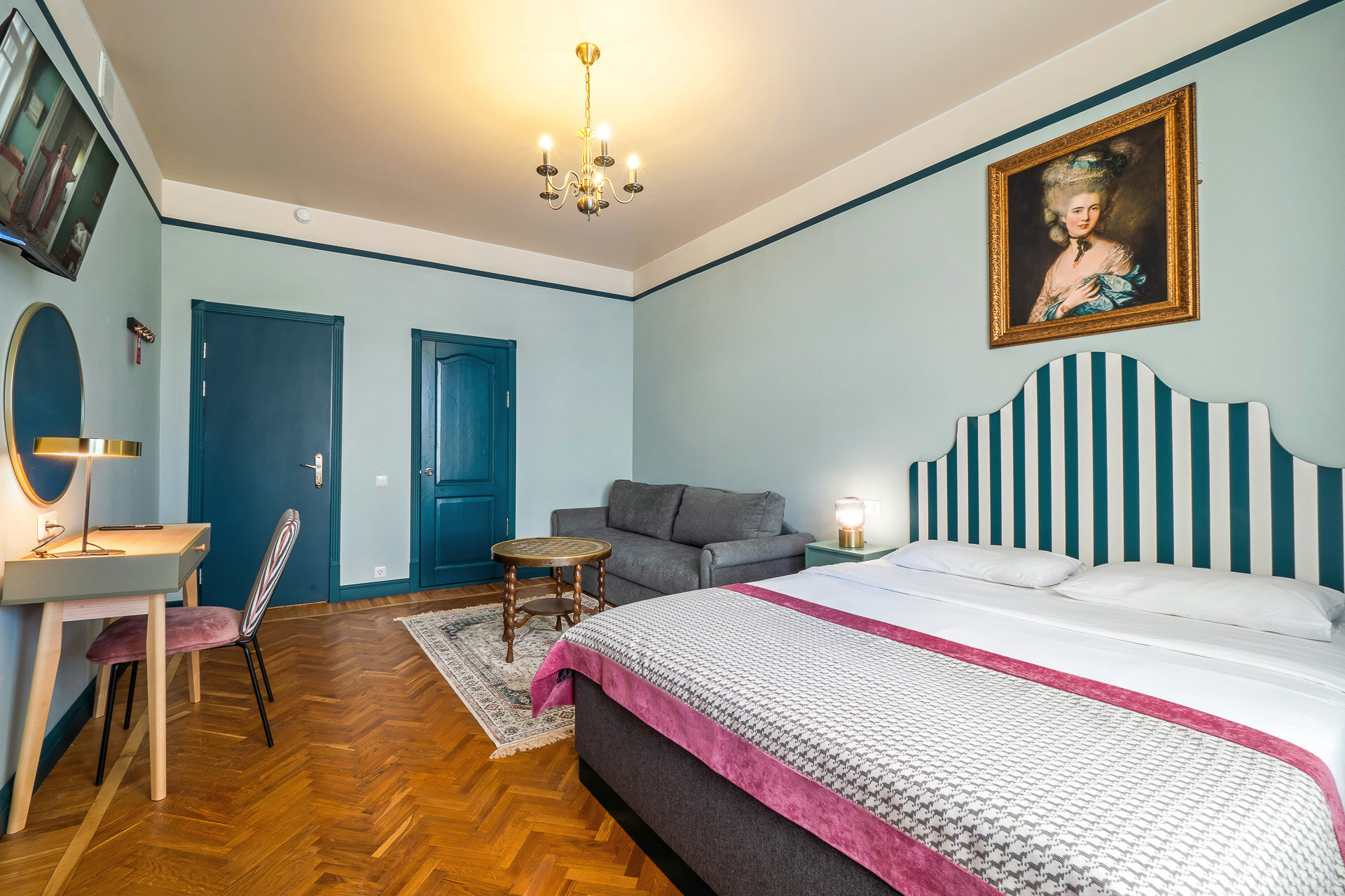 Фото Комнаты. Восстания, 13