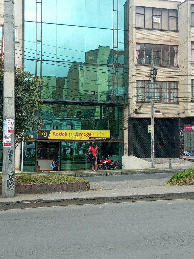 Photography Multimagen Kodak Express, Bogota, photo