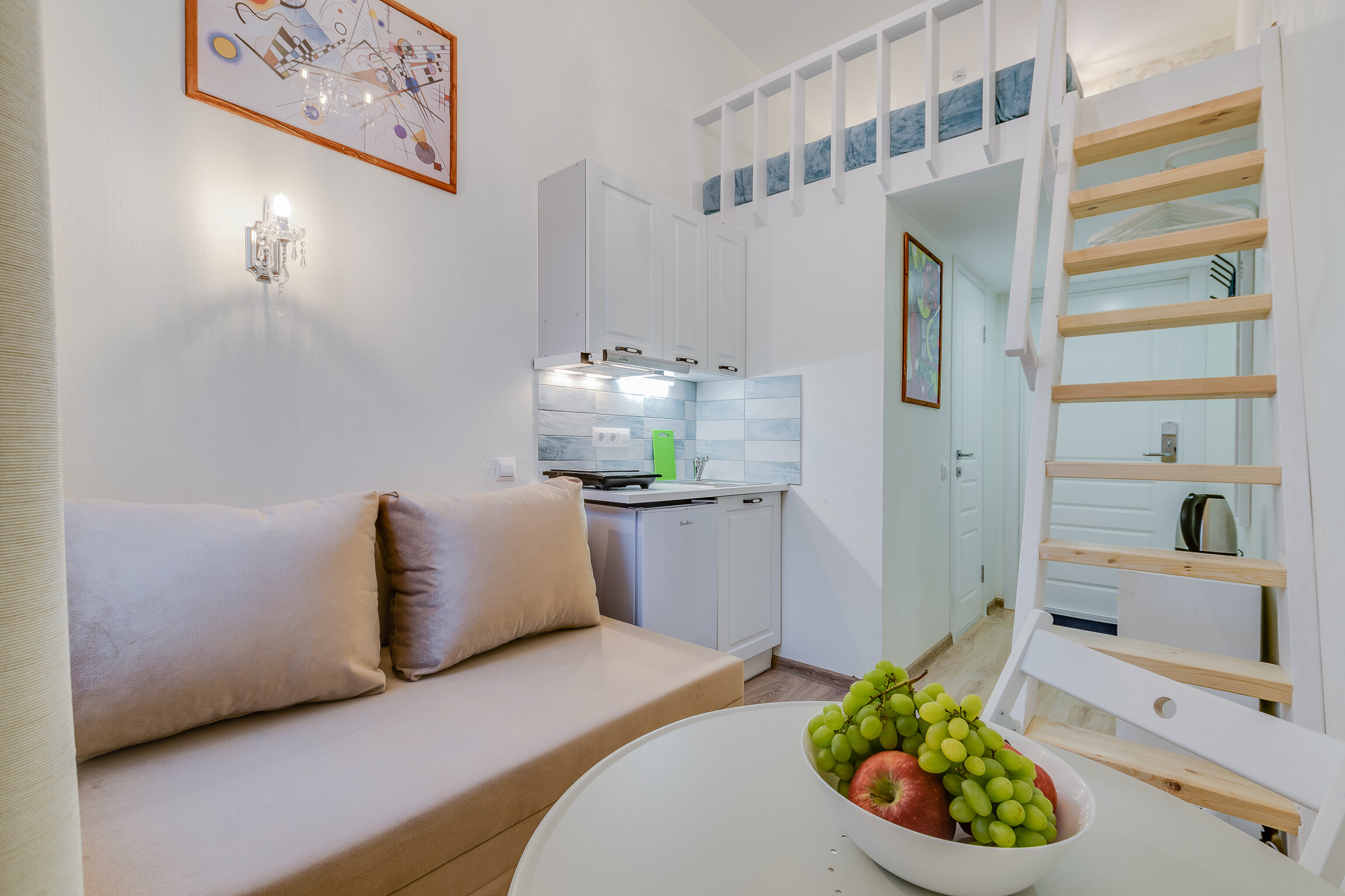 Фото Sokroma Мольберт