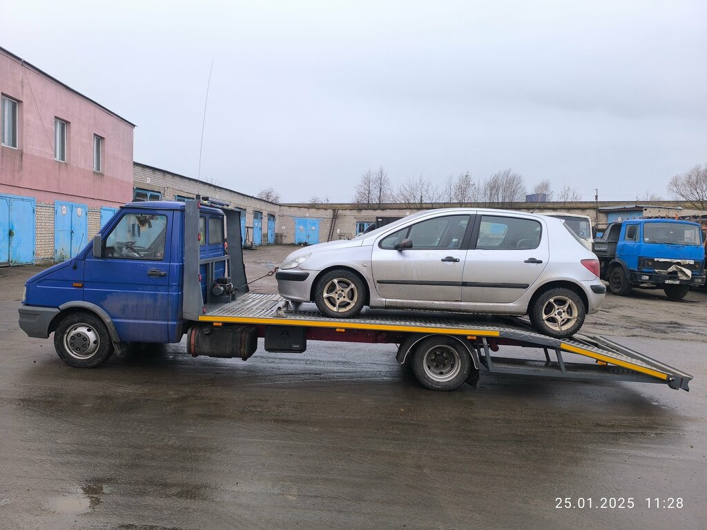 Car service, auto repair Автопилот, Molodcheno, photo