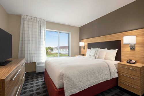 Гостиница TownePlace Suites by Marriott Janesville в Джейнсвилле