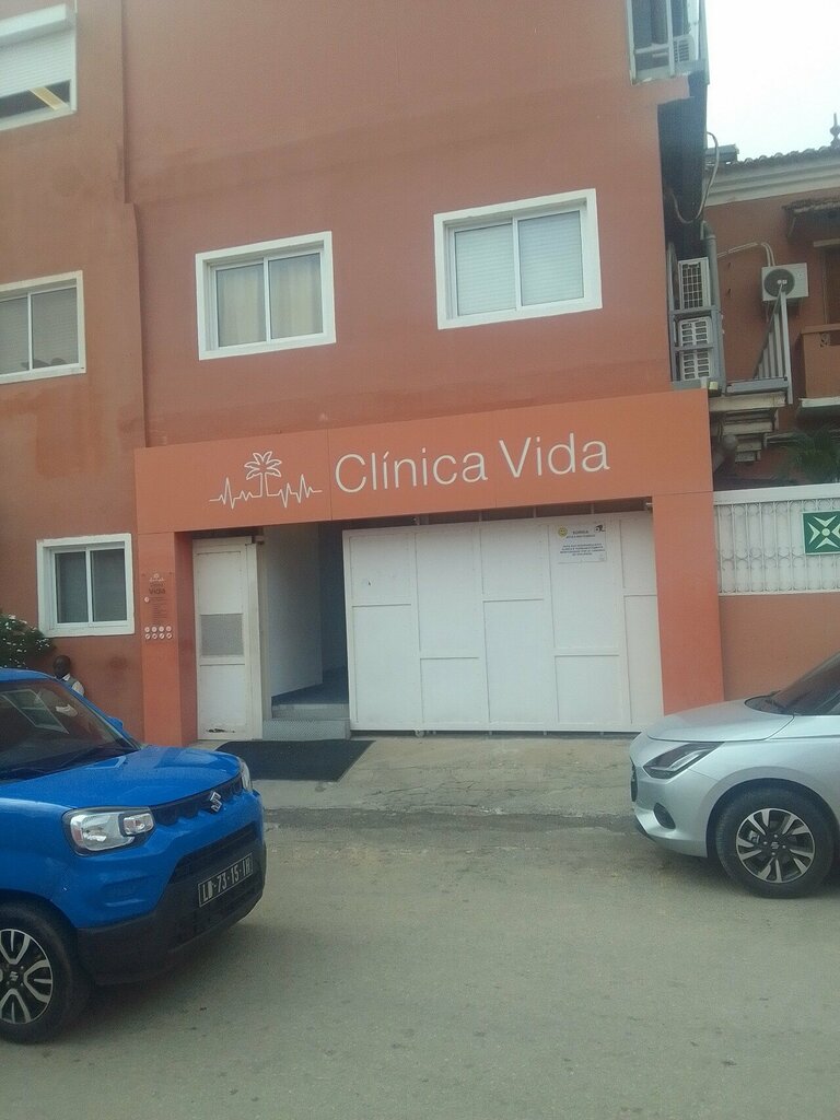 Medical center, clinic Clínica Vida, Loanda, photo