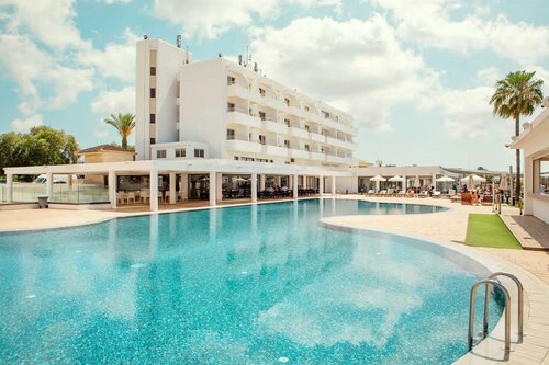 Гостиница Pierre Anne Beach Hotel в Айя-Напе