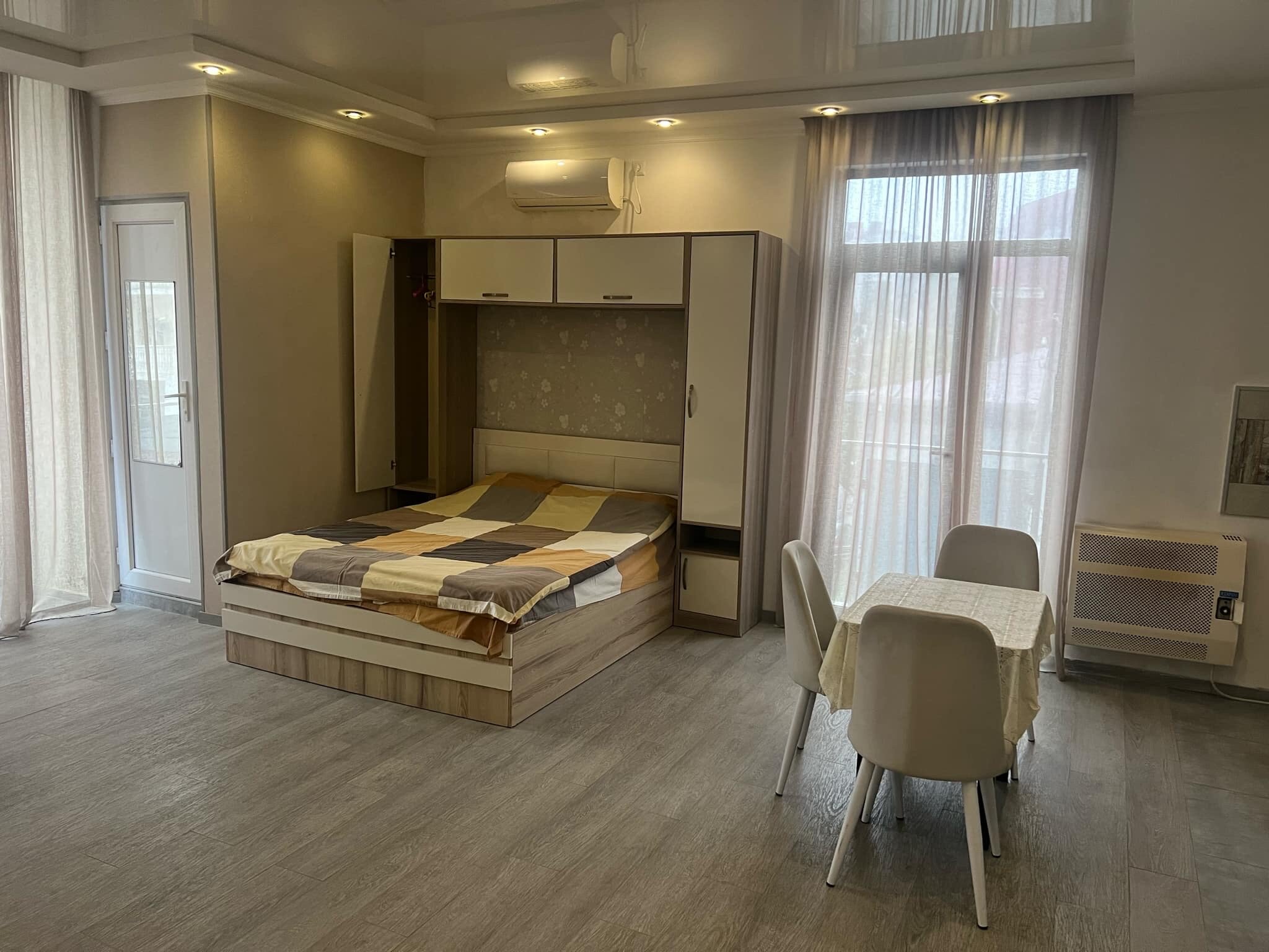 Фото Hotel Chaika