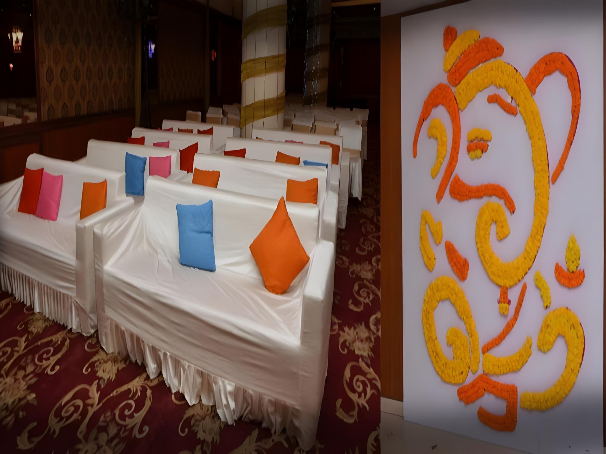 Фото Hotel Rang Sharda