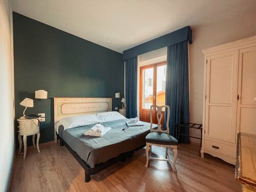 Гостиница Hotel Azzi Florence во Флоренции
