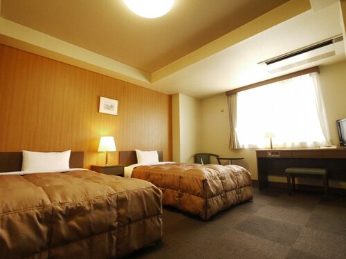 Гостиница Hotel Route Inn Takasakieki Nishiguchi