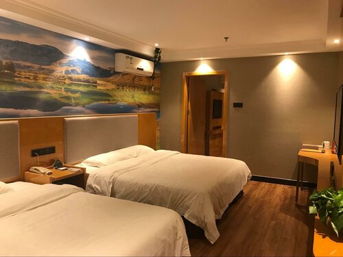 Гостиница GreenTree Inn Jiangyin Zhouzhuang Shiji Avenue Business Hotel