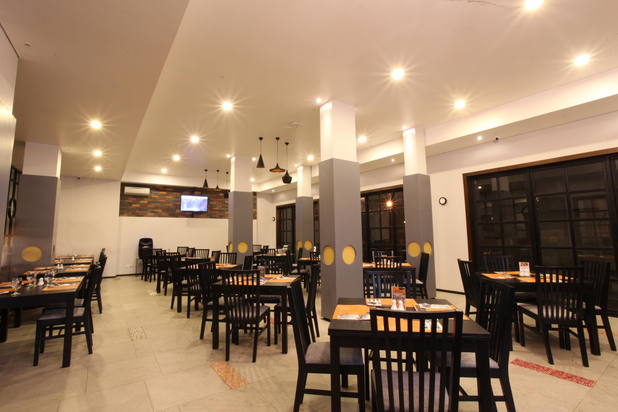 Фото Helios Hotel & Convention