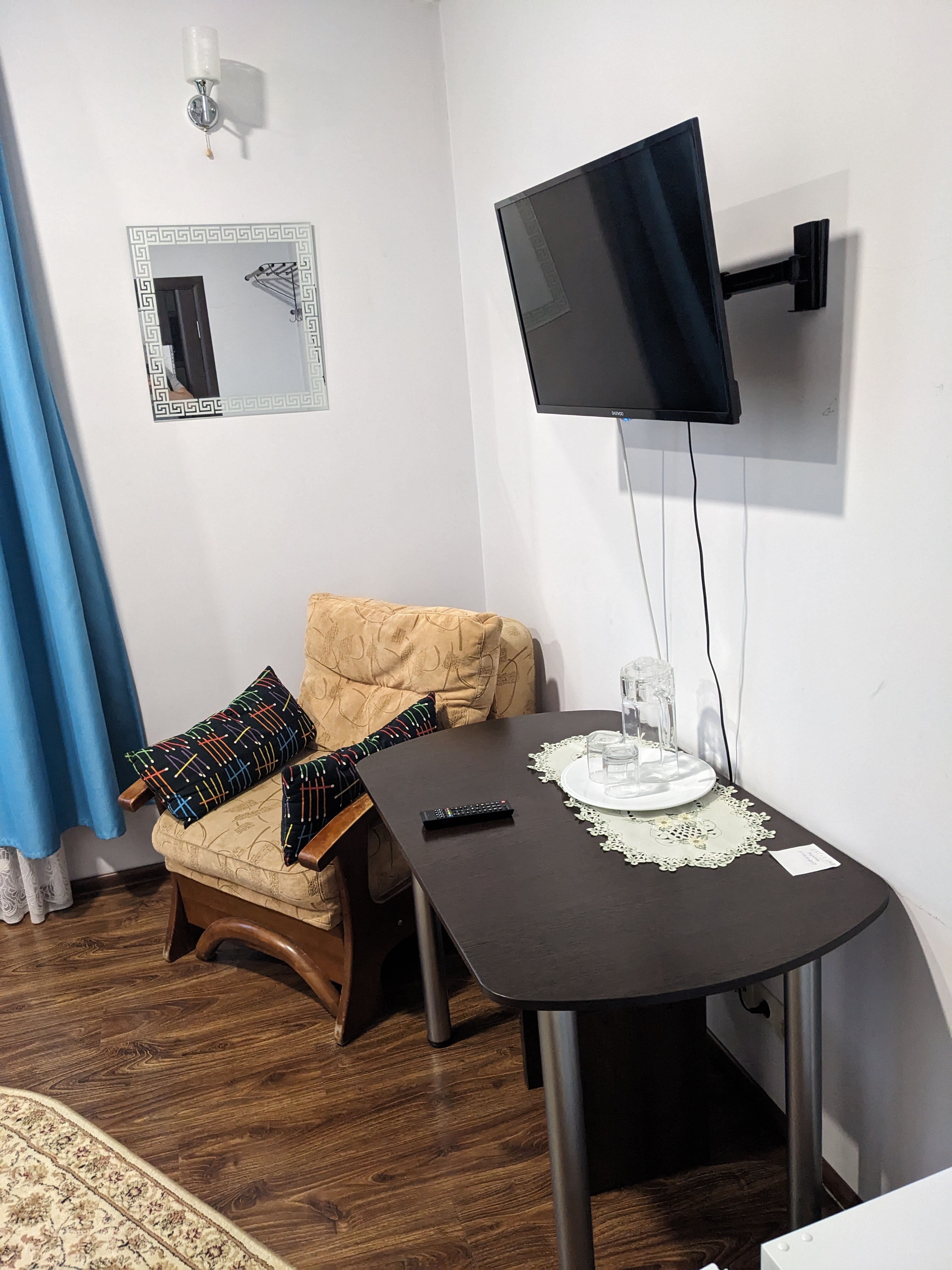 Фото Лонжерон