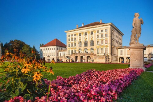 Гостиница Hotel Kriemhild am Hirschgarten в Мюнхене