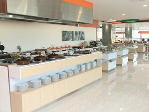 Гостиница Апарт-отель Sentraland Semarang
