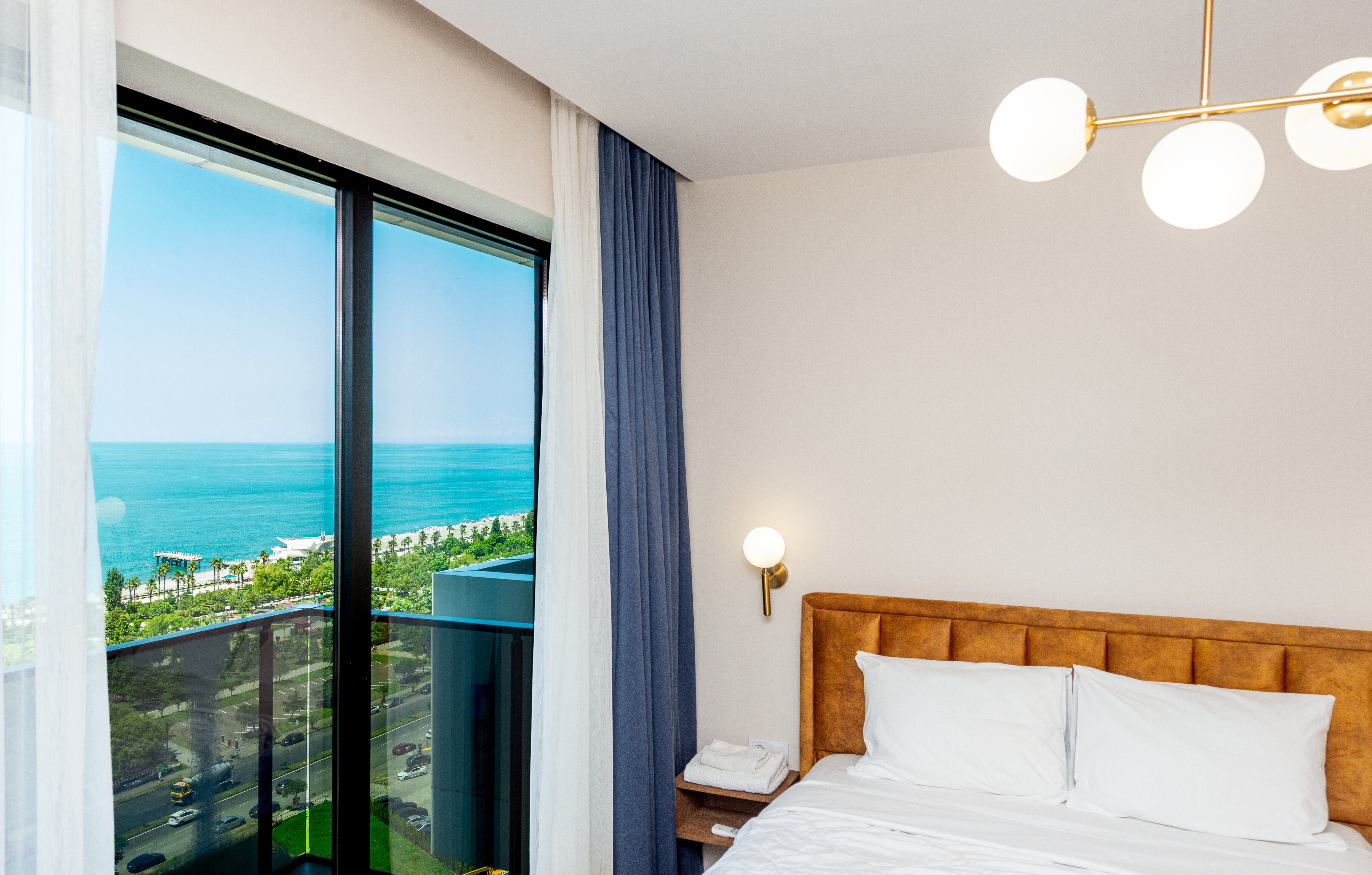 Фото Steps Batumi Hotel & Suites