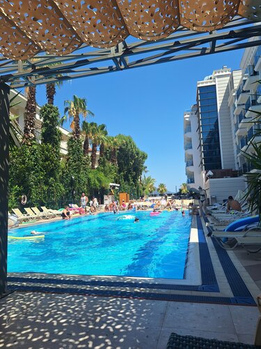 Emre Hotel