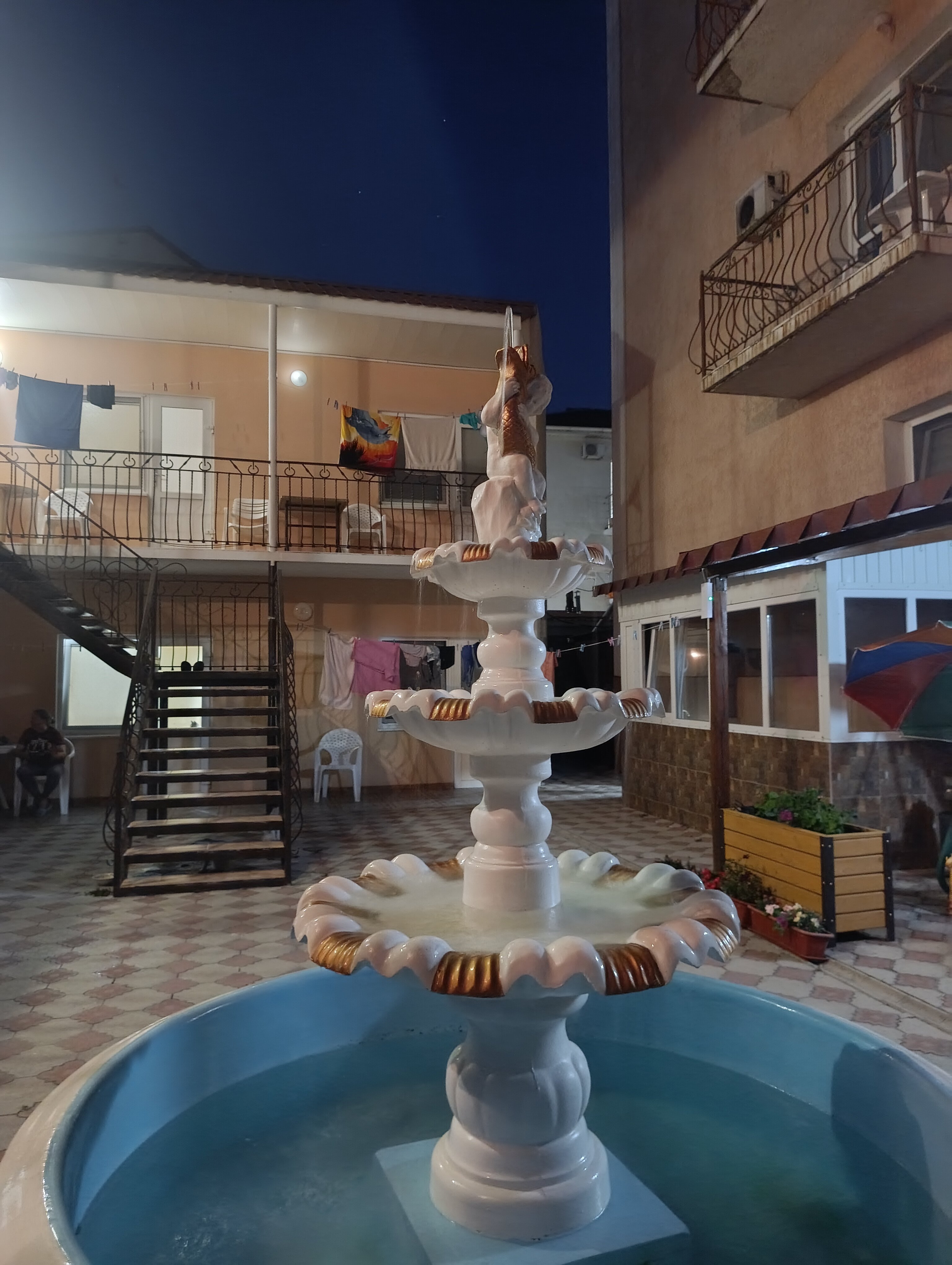 Фото отеля 2