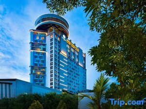 Гостиница DoubleTree by Hilton Surabaya