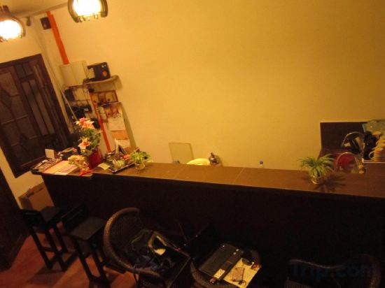 Фото Thirty Three Stewart Houze Guest House