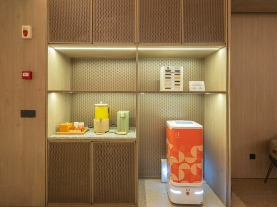 Фото Orange Hotel (Shanghai Hongkou Football Stadium)