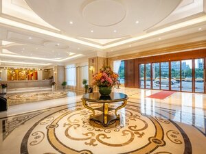 Vienna International Hotel (Building 4, Lianhe Plaza, No. 58 Bijie Road), hotel