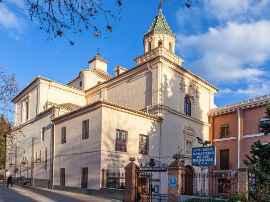 Фото Macià Monasterio de los Basilios Hotel