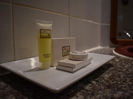 Фото Karon Cafe Inn