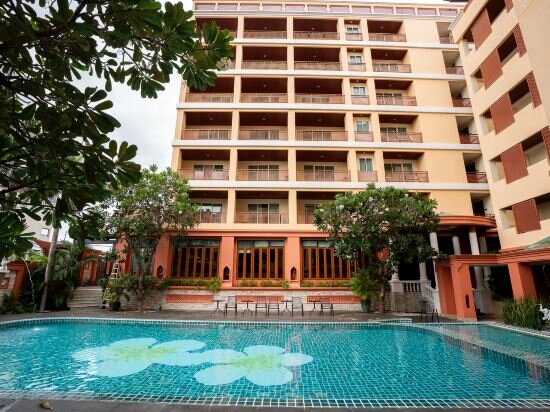 Фото Chateau EN Ville Pattaya