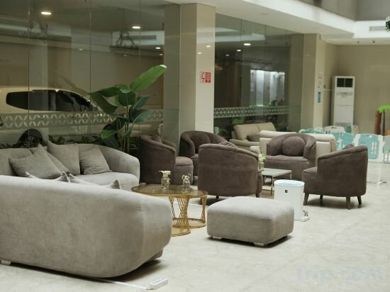 Фото Maestro Hotel Kota Baru