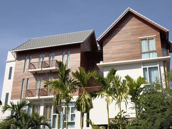 Фото Tapae Gate Villa