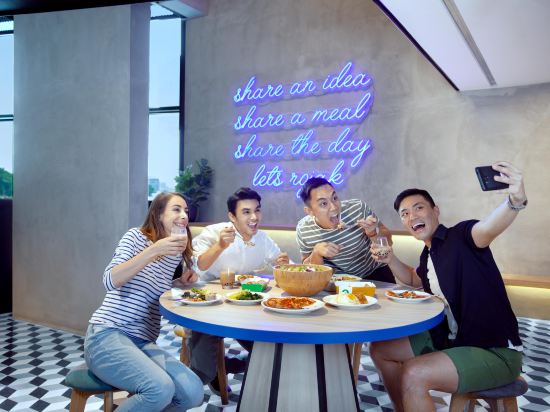 Фото lyf Funan Singapore