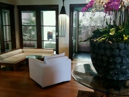 Фото Ubud Village Hotel