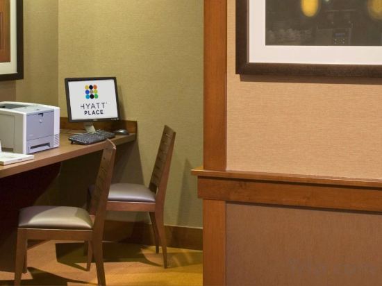 Фото Hyatt Place Glendale Los Angeles