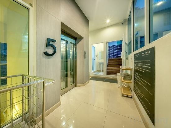 Фото Hyde Park Hotel Bangkok