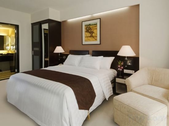 Фото Aston Kuta Hotel & Residence