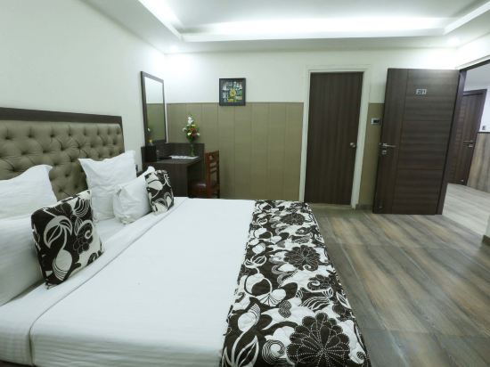 Фото The Metropolitan Hotel and SPA New Delhi