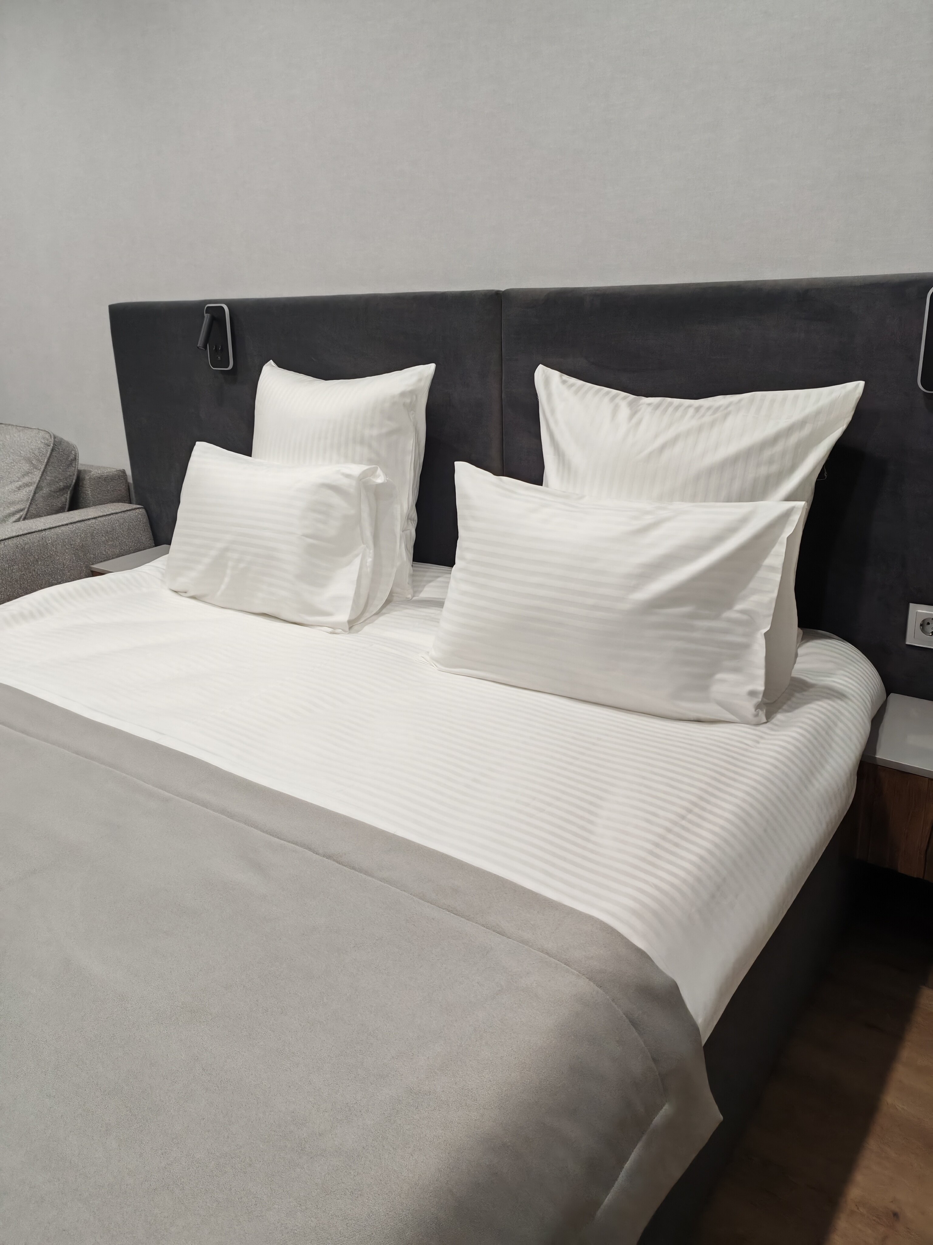 Фото Атмосфера