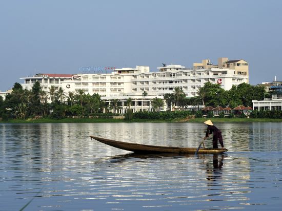 Фото Century Riverside