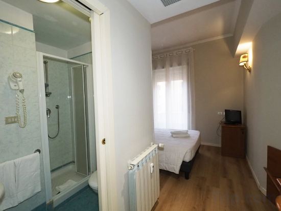 Фото Hotel Laura