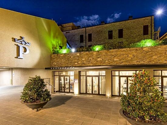 Фото Parador de la Seu d'Urgell