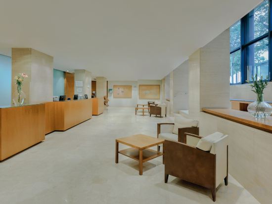 Фото Hotel Catalonia Barcelona Beach