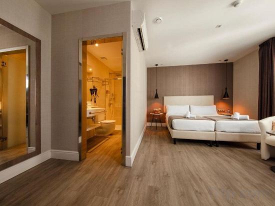 Фото Hotel Oasis