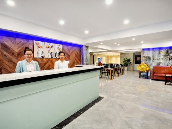 Фото Golden Lotus Hotel